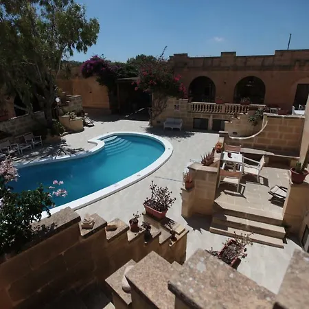 Aya - 2 Bedroom With Shared Pool