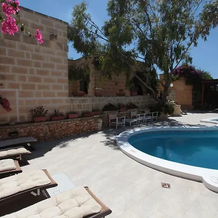 Aya - 2 Bedroom With Shared Pool Il-Pergla