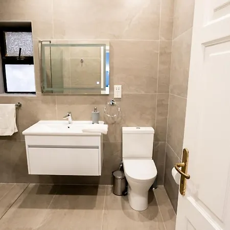 Villa Aya - 2 Bedroom With Shared Pool Il-Pergla